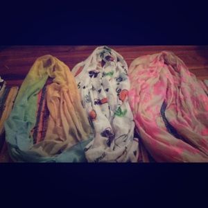 3 long puffy infinity scarves